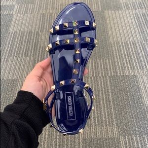 Navy jelly studded sandal in size 6